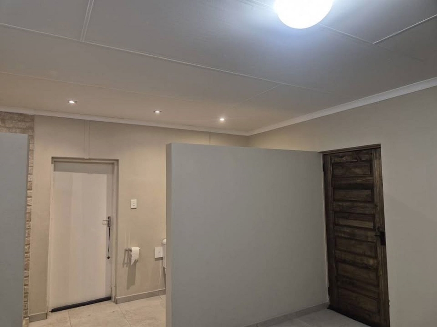 To Let 4 Bedroom Property for Rent in Waterkloof North West